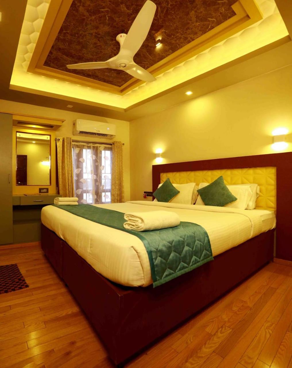 Hotel Cosy Premium Houseboats Alappuzha Exterior foto