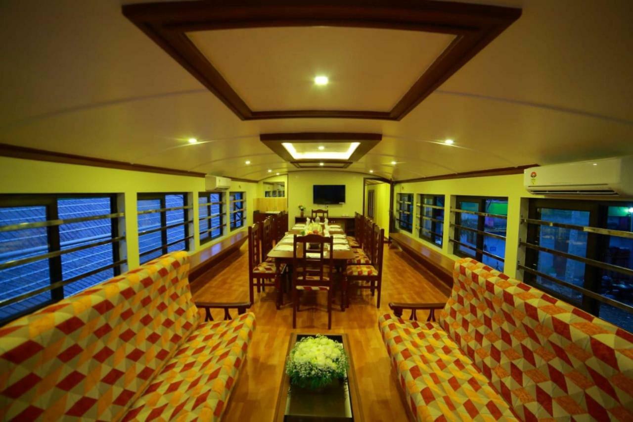 Hotel Cosy Premium Houseboats Alappuzha Exterior foto