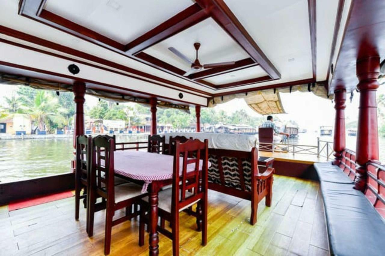 Hotel Cosy Premium Houseboats Alappuzha Exterior foto