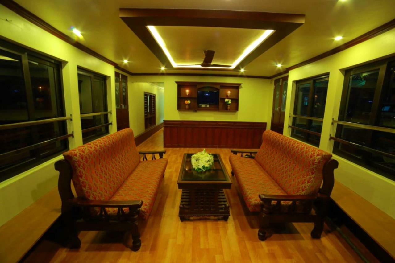 Hotel Cosy Premium Houseboats Alappuzha Exterior foto