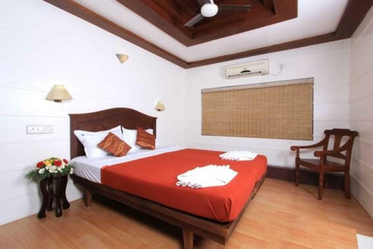 Hotel Cosy Premium Houseboats Alappuzha Exterior foto