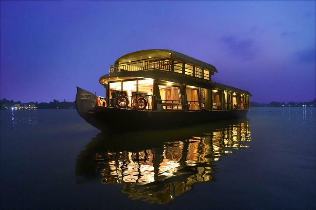 Hotel Cosy Premium Houseboats Alappuzha Exterior foto